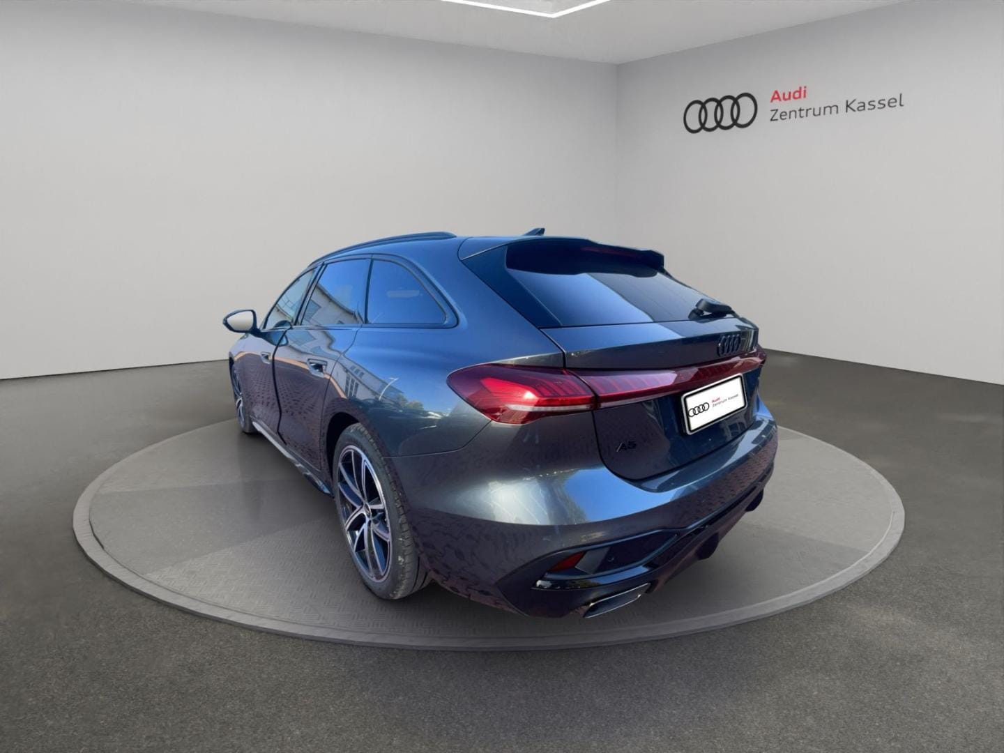 Bild über Audi A5 Avant TFSI 110 kW S tronic - für weitere Informationen kontaktieren Sie den Audi Partner