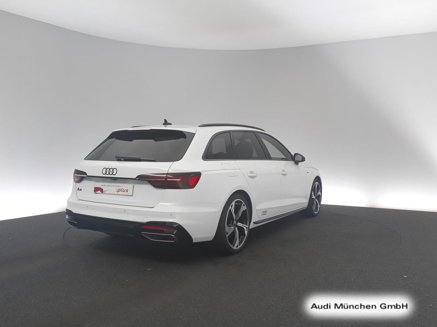 Bild über Audi A4 Avant S line 40 TFSI S tronic - für weitere Informationen kontaktieren Sie den Audi Partner
