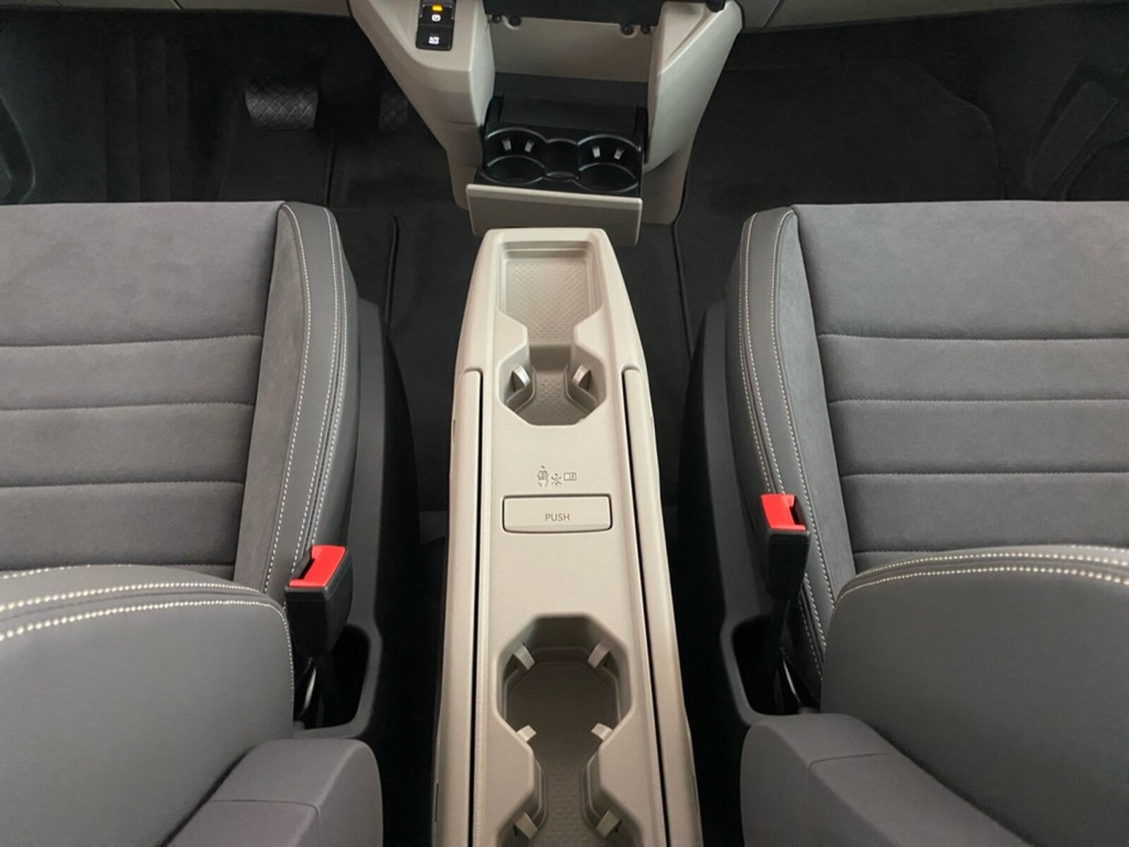 Volkswagen Multivan – Bild 11