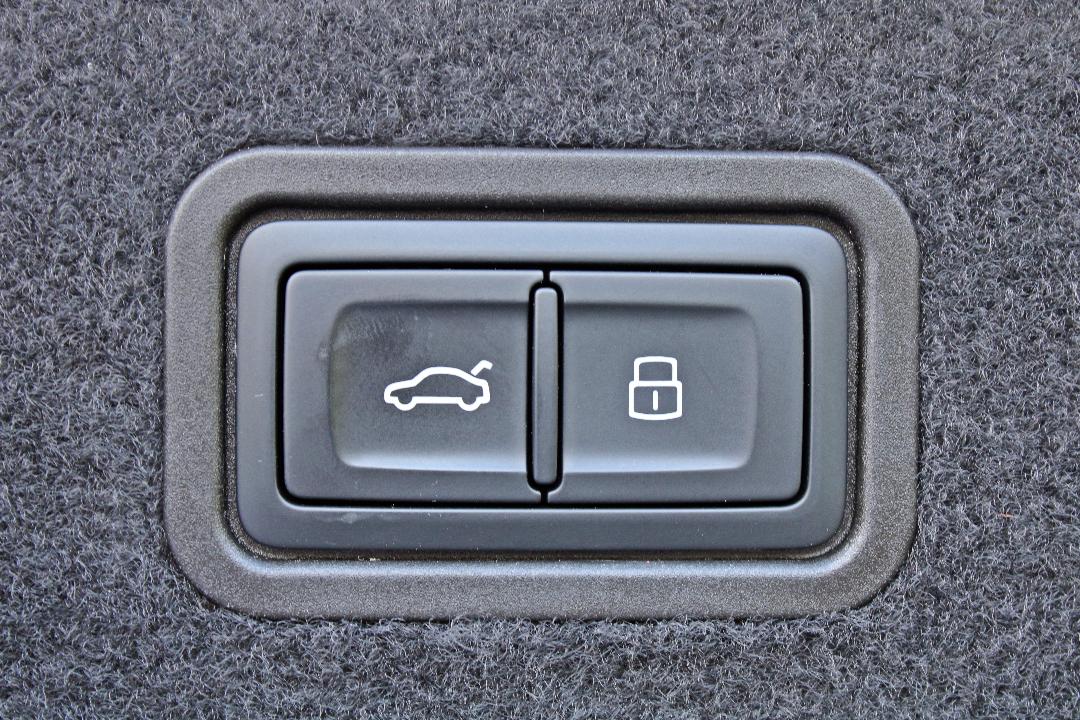 Image about Audi A8 50 TDI quattro tiptronic