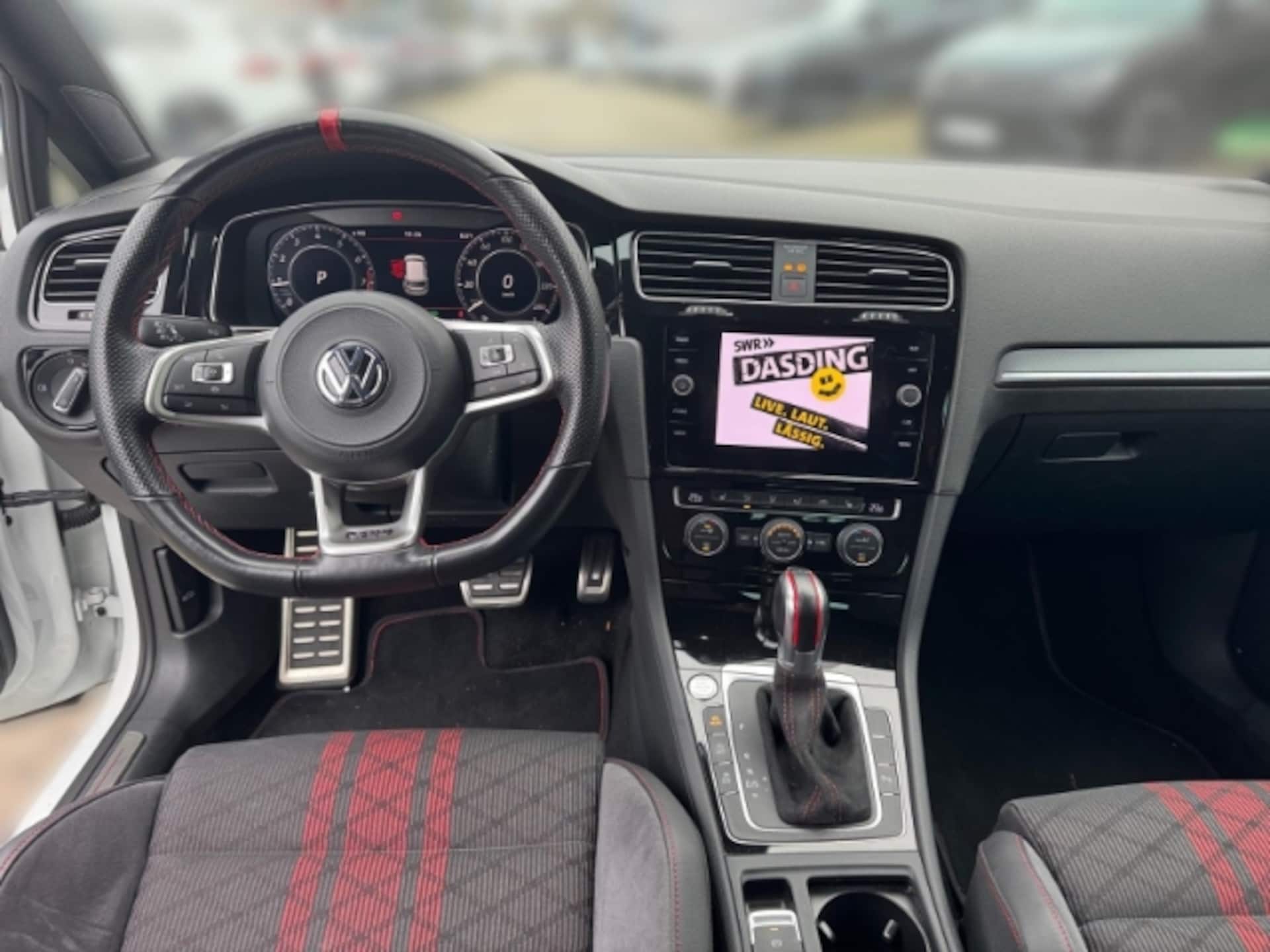 Volkswagen Golf GTI