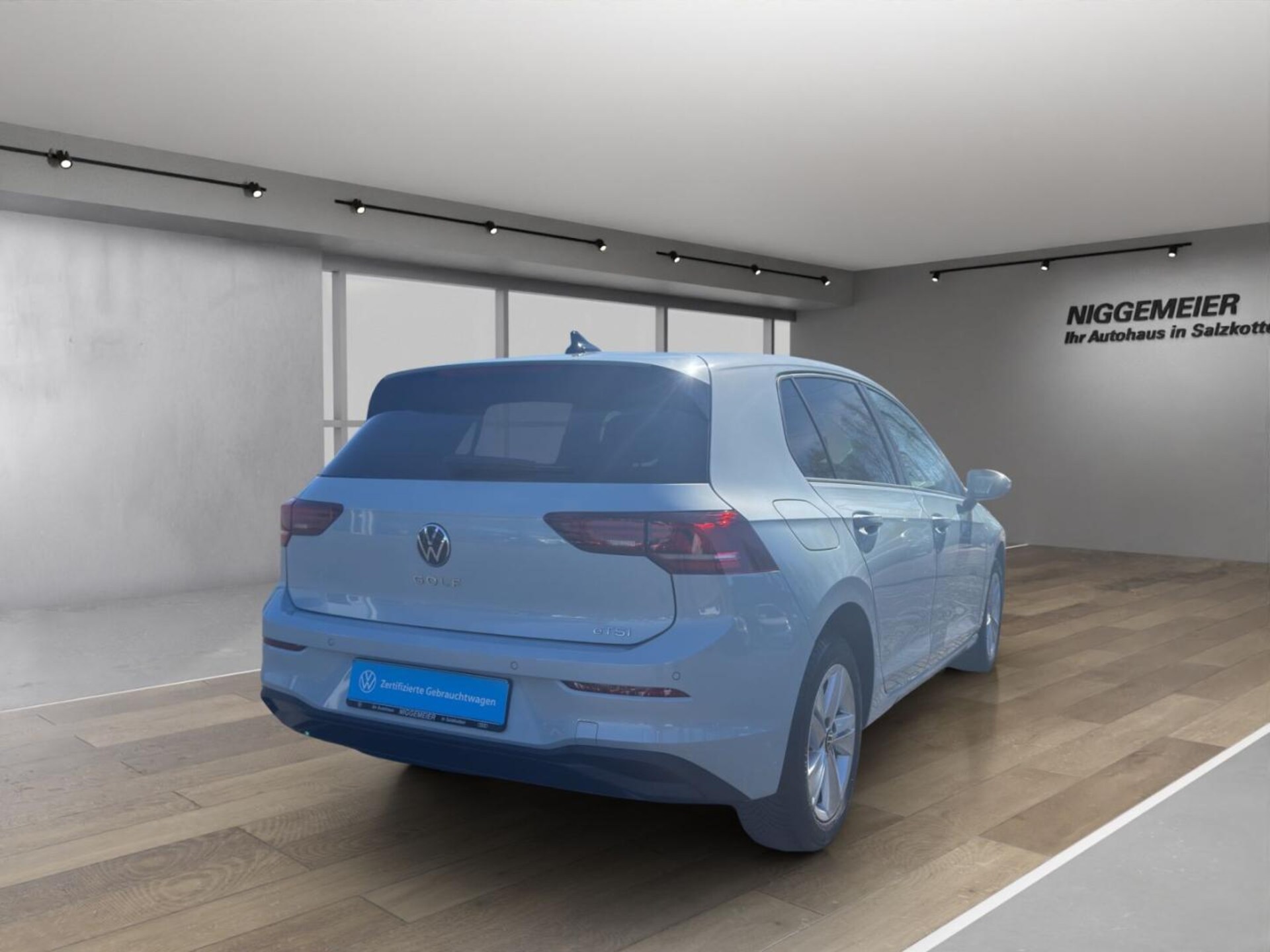 Volkswagen Golf Life