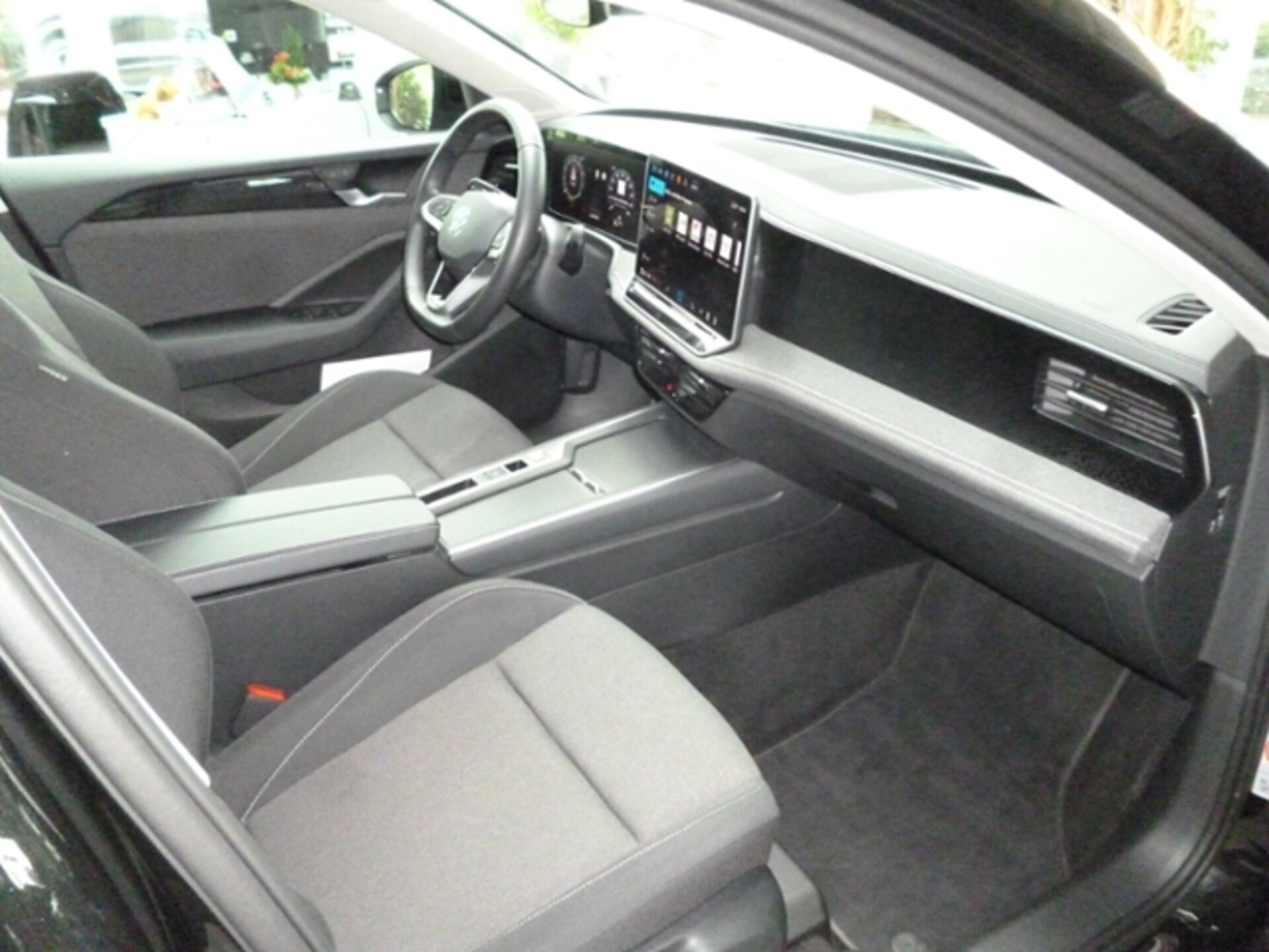Volkswagen Passat Basis-Modell