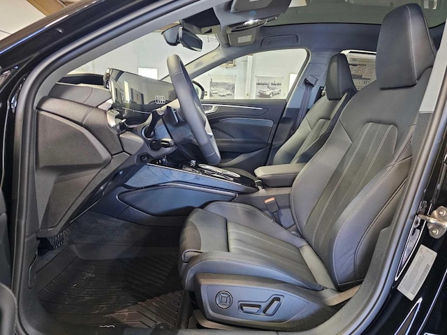 2026 Audi A6 Premium Plus - Photo 23