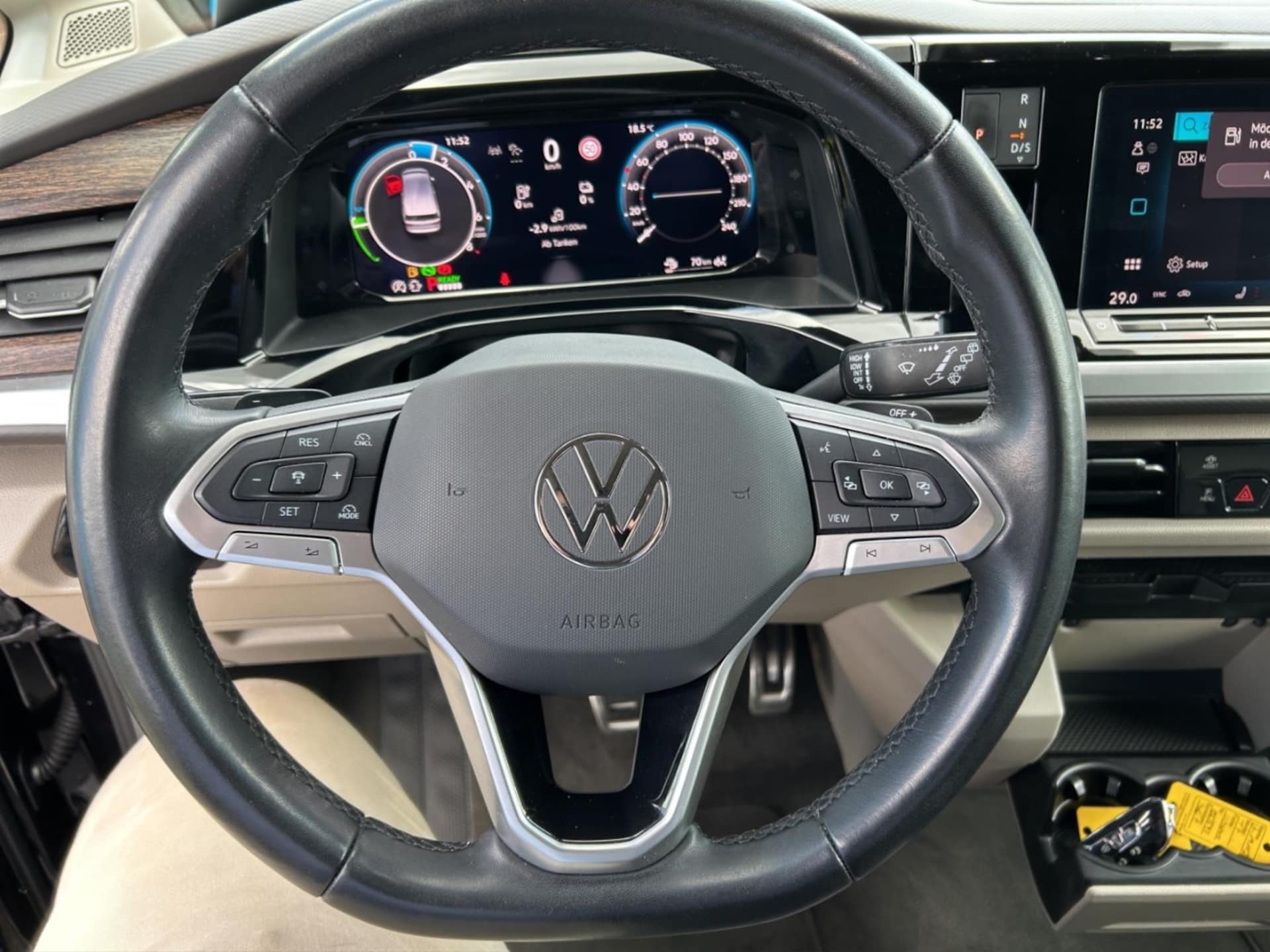 Volkswagen Multivan Style