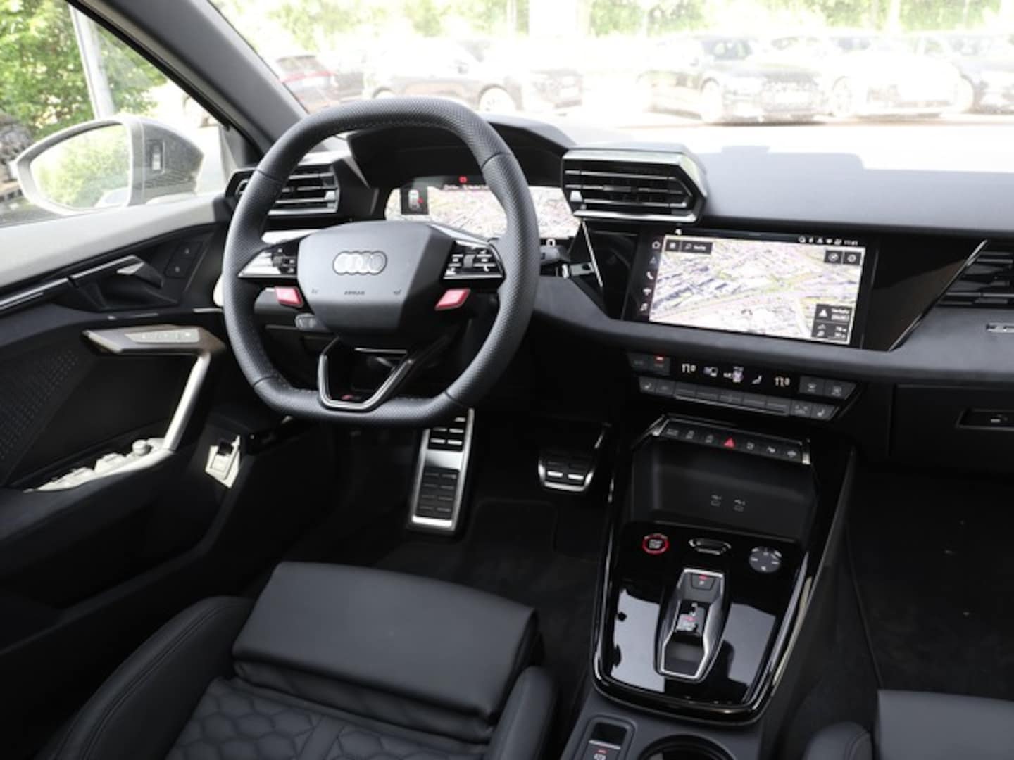 Bild über Audi RS 3 Sportback TFSI quattro 294 kW S tronic - für weitere Informationen kontaktieren Sie den Audi Partner