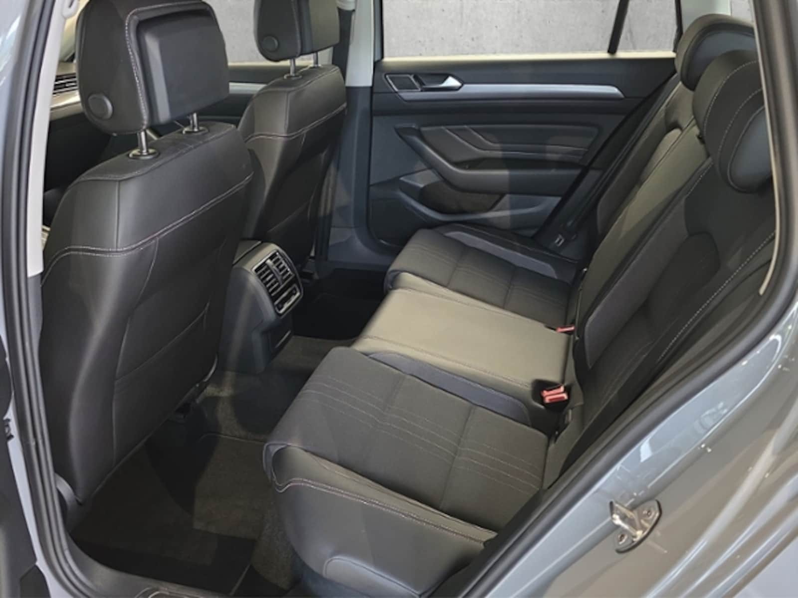 Volkswagen Passat Variant – Bild 16
