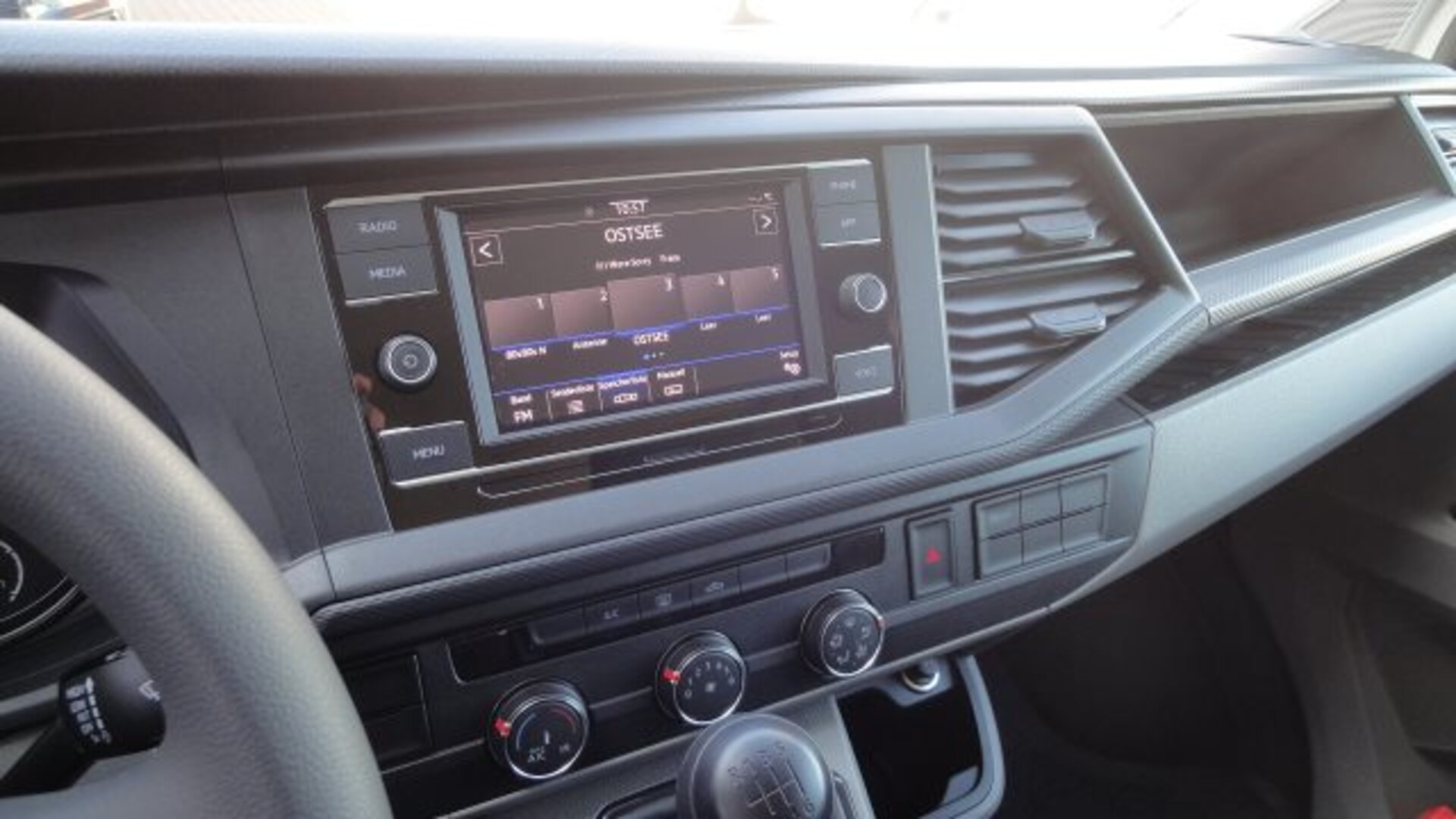 Volkswagen T6.1 Transporter Kombi kurzer Radstand