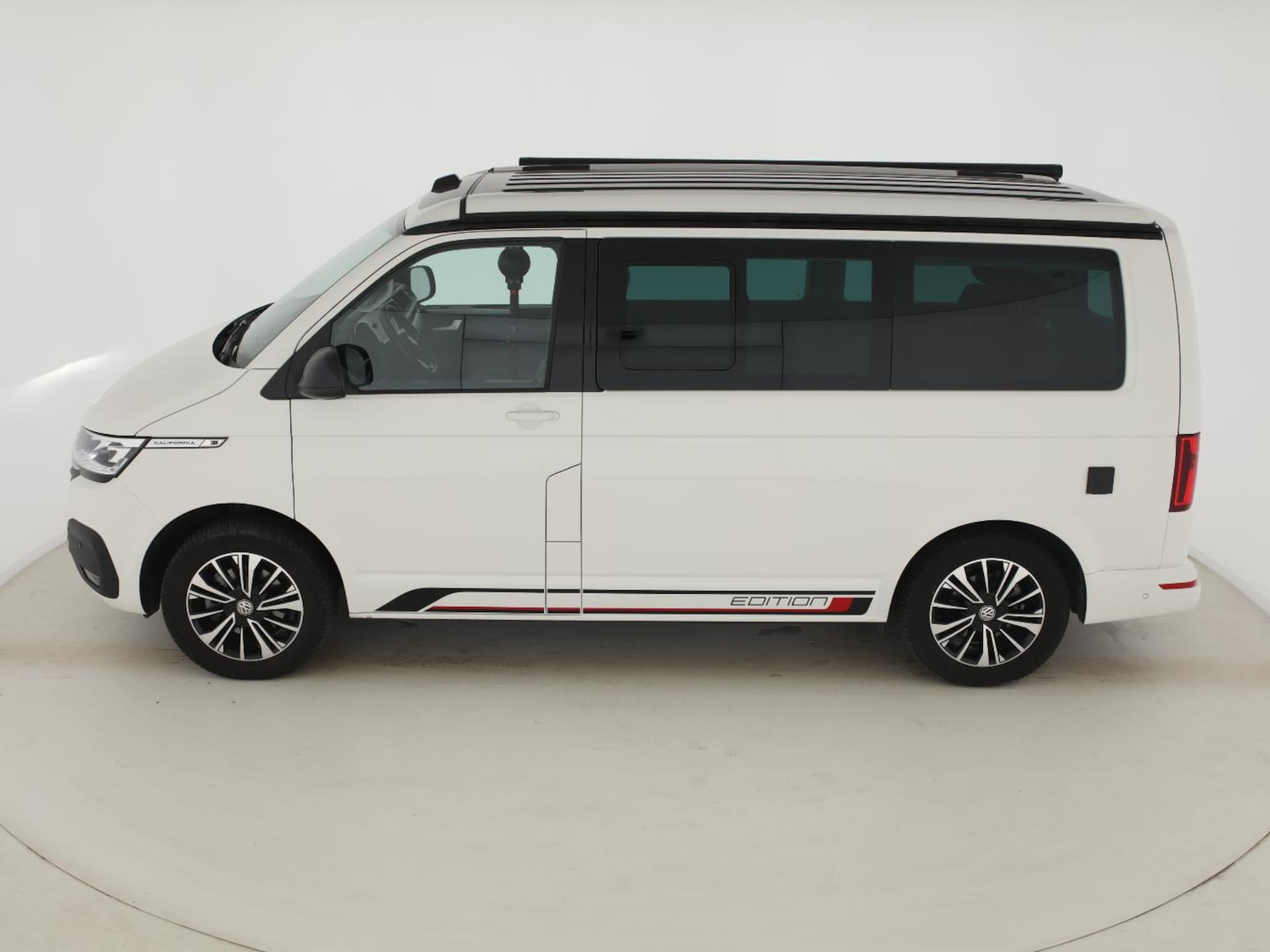 Volkswagen T6.1 California Beach