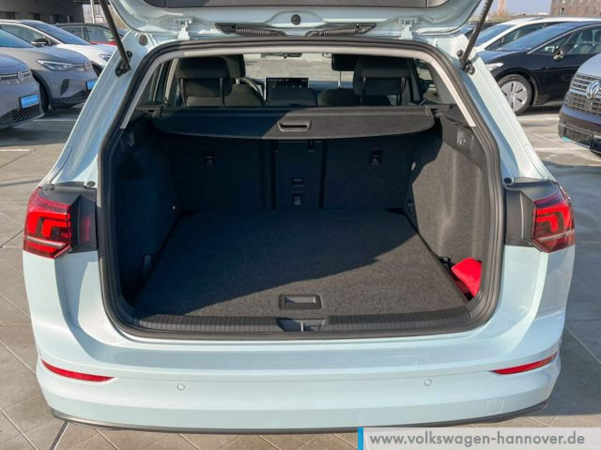 Volkswagen Golf Variant Life