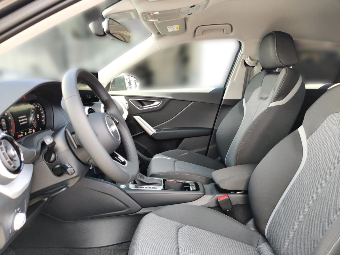 Bild über Audi Q2 S line 35 TFSI S tronic - für weitere Informationen kontaktieren Sie den Audi Partner