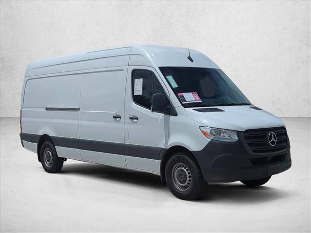2023 Mercedes-Benz