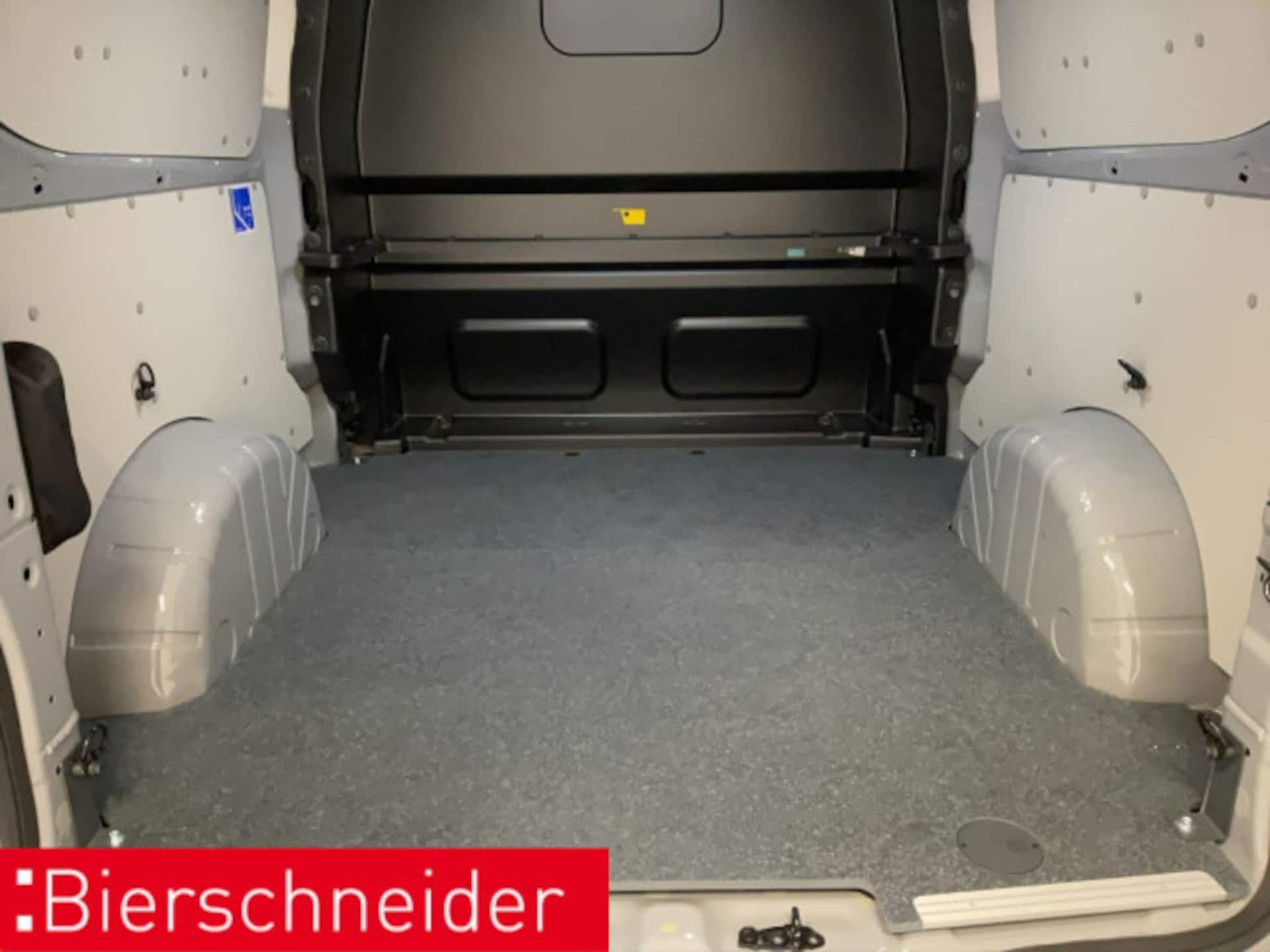 Volkswagen Transporter Kasten langer Radstand Plus
