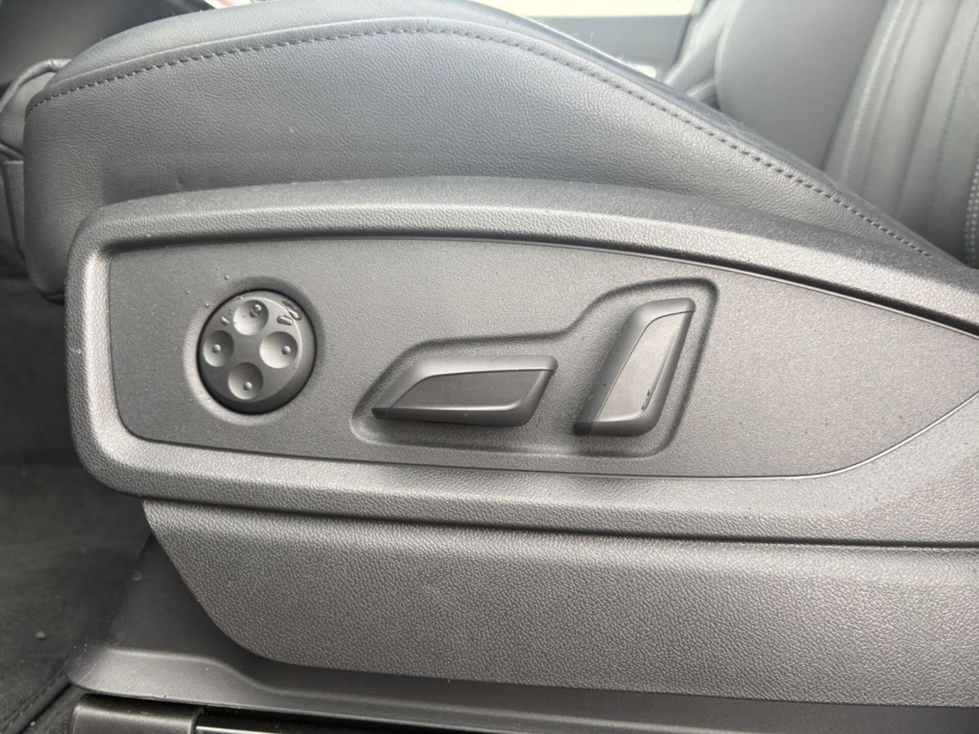 Audi Q5 TFSI e S line