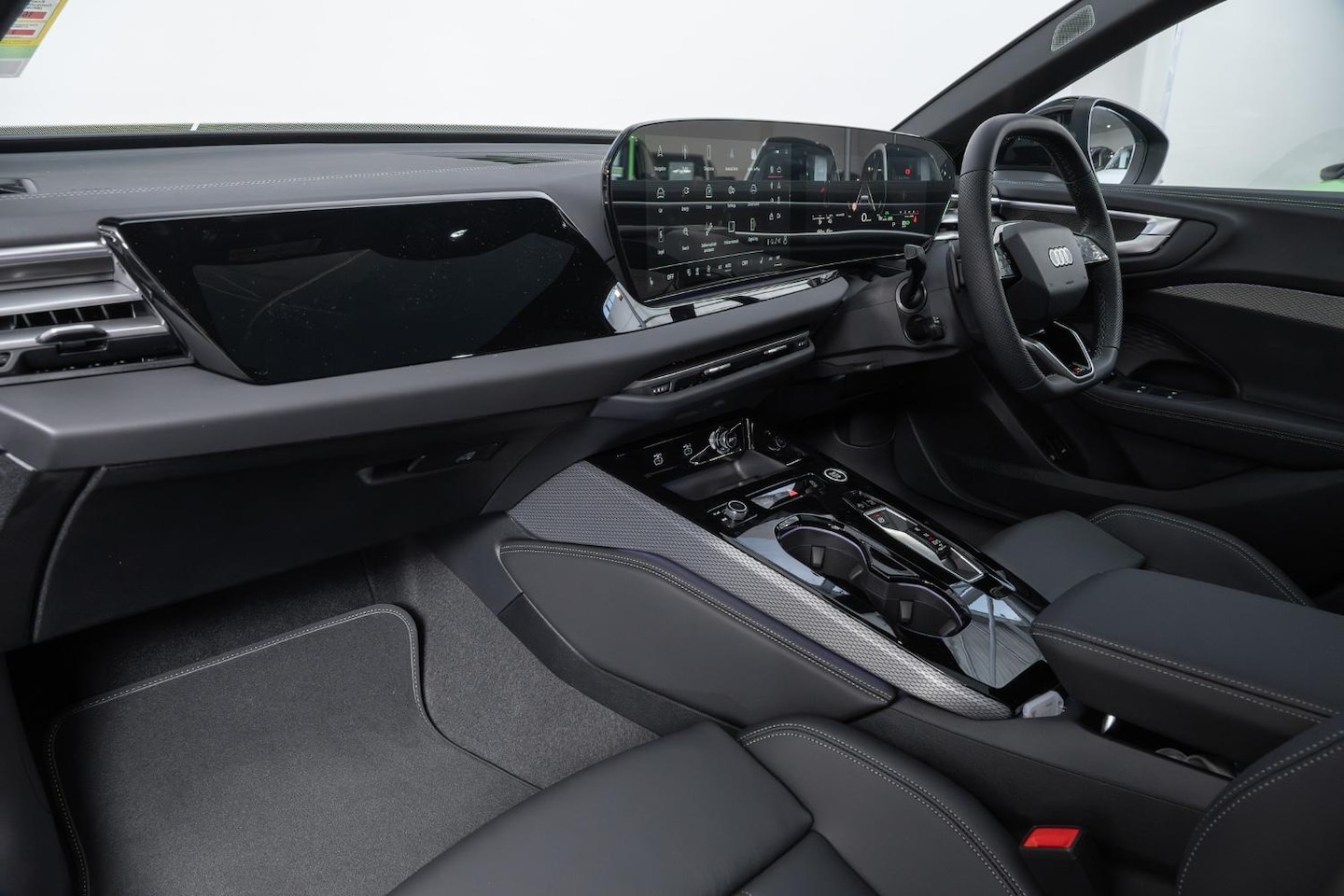 Image about Audi A5 Avant TFSI e e-hybrid quattro 270 kW S tronic