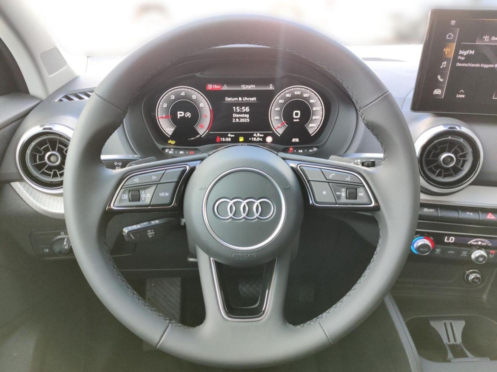 Audi Q2 S line