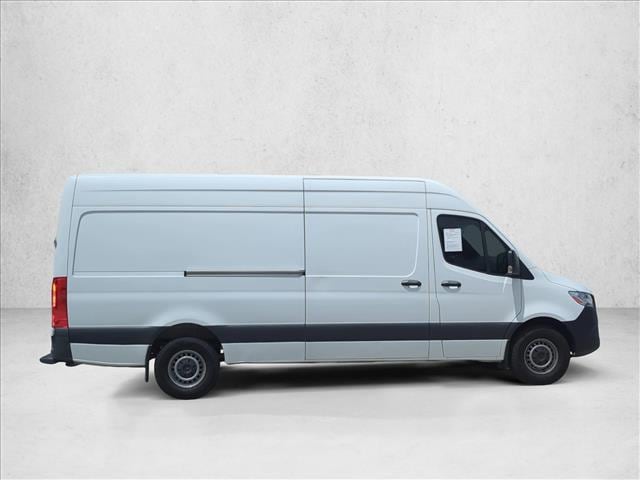 2023 Mercedes-Benz