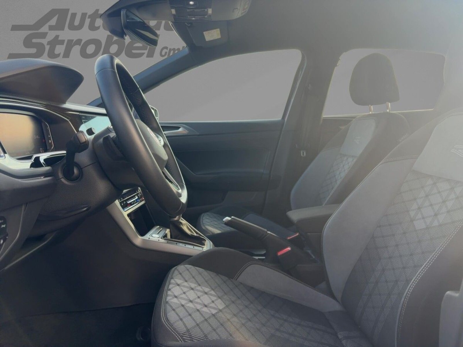 Volkswagen Polo – Bild 8