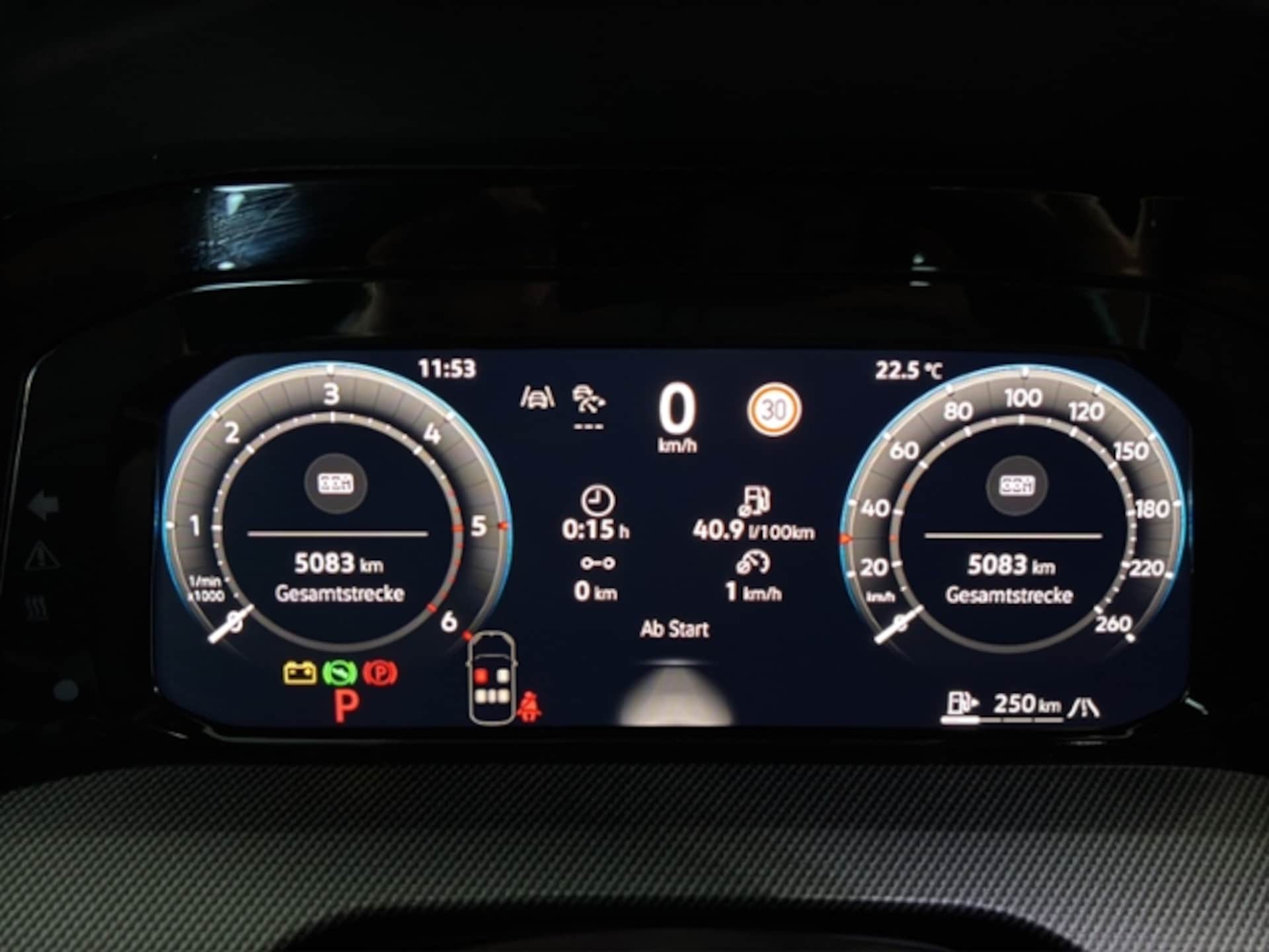 Volkswagen Golf R-Line