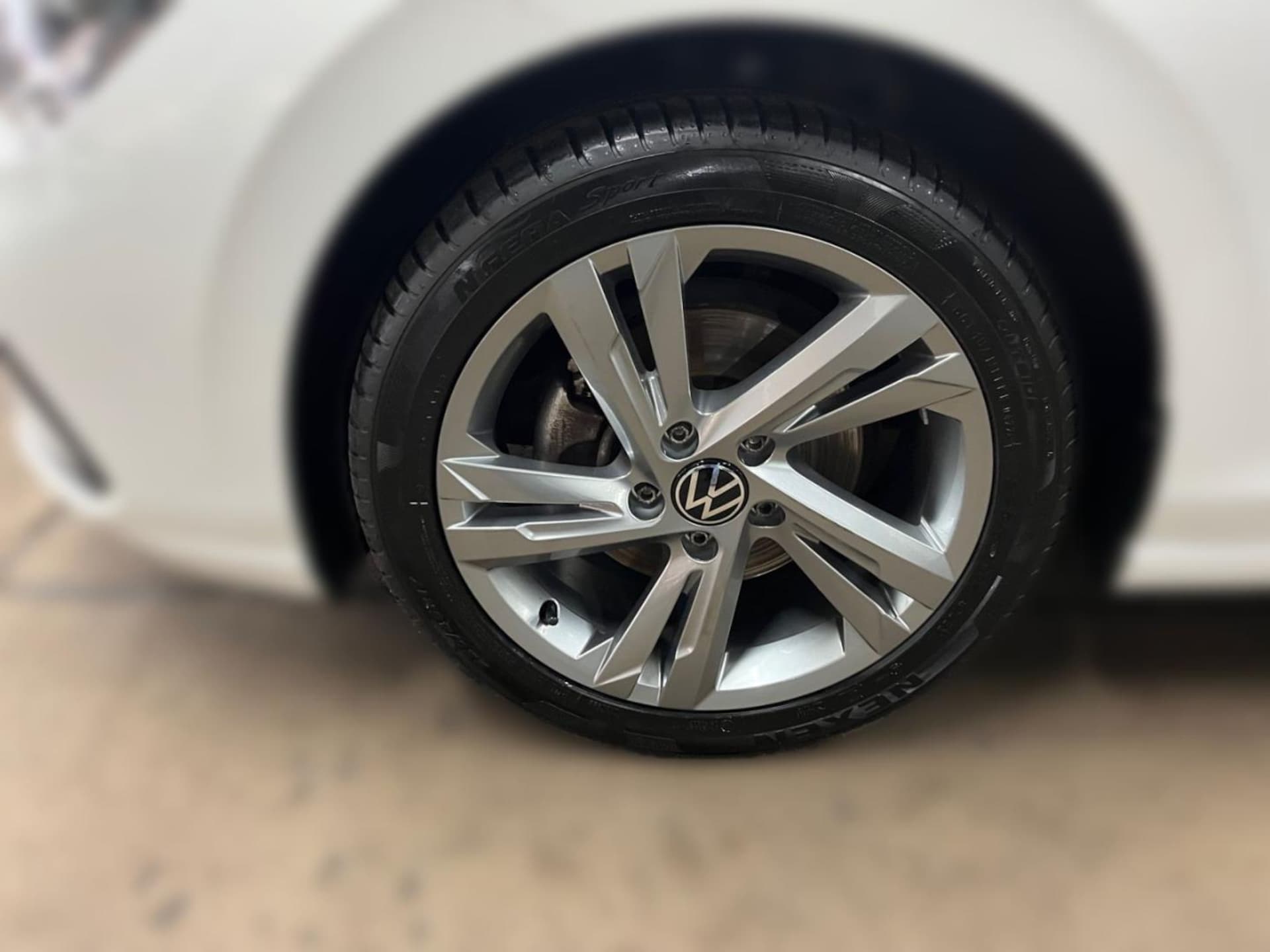Volkswagen Golf Variant Life