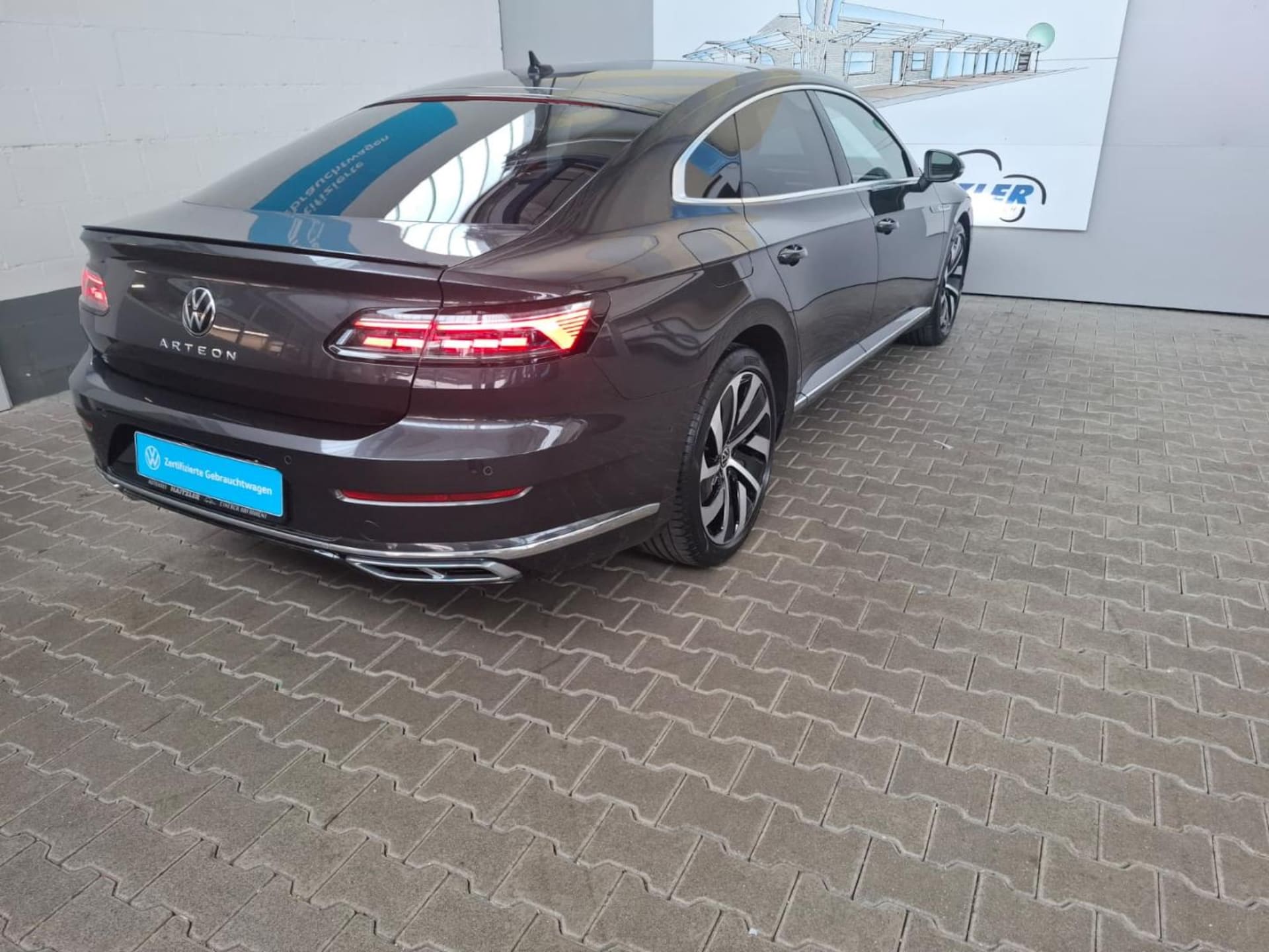 Volkswagen Arteon R-Line