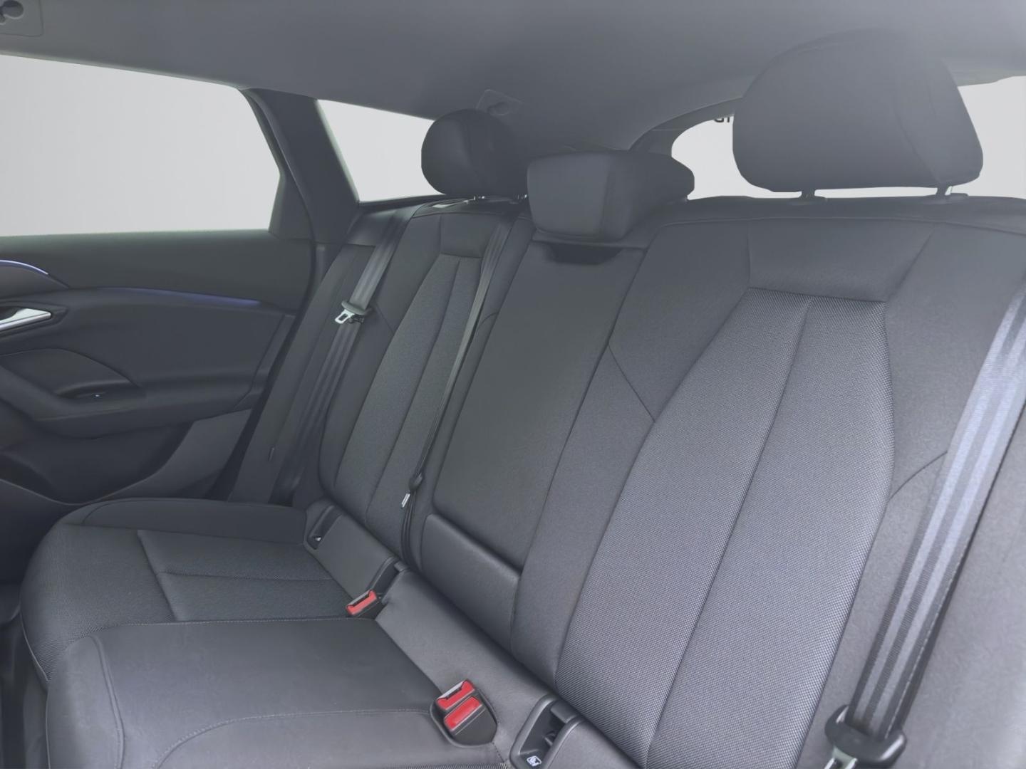 Bild über Audi A6 Avant e-tron e-tron - für weitere Informationen kontaktieren Sie den Audi Partner