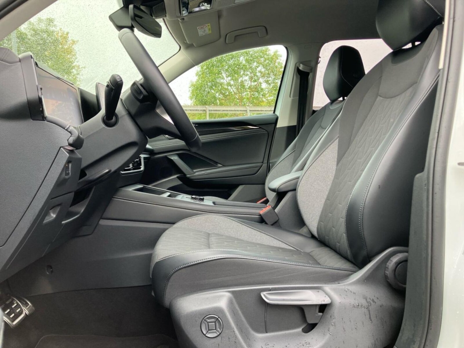 Volkswagen Tiguan – Bild 16
