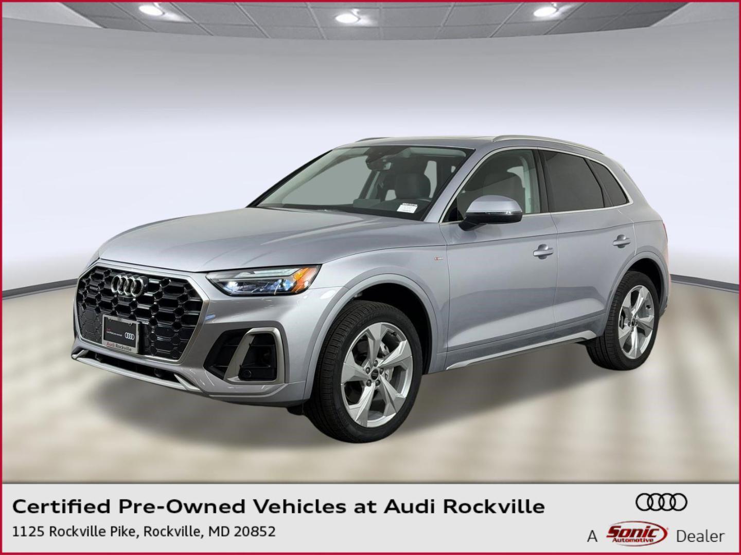 2024 Audi Q5 45 Premium Plus's photo