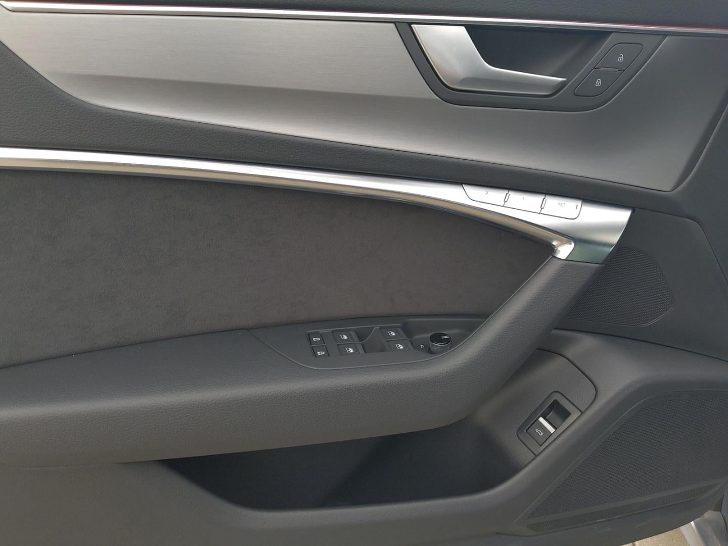 Bild über Audi A6 Avant S line 45 TFSI S tronic - für weitere Informationen kontaktieren Sie den Audi Partner