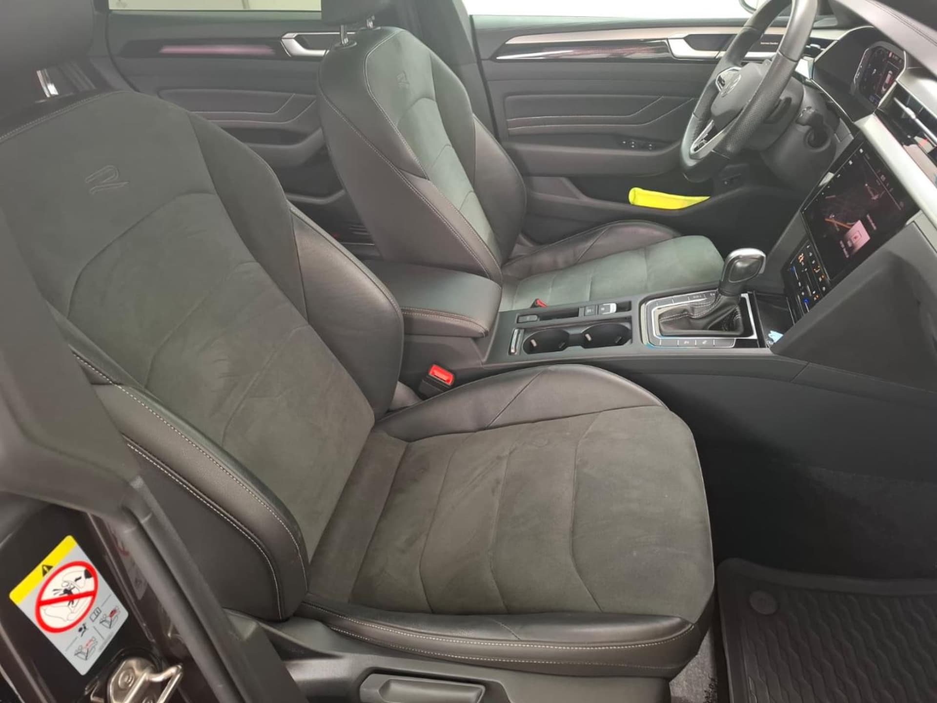 Volkswagen Arteon R-Line