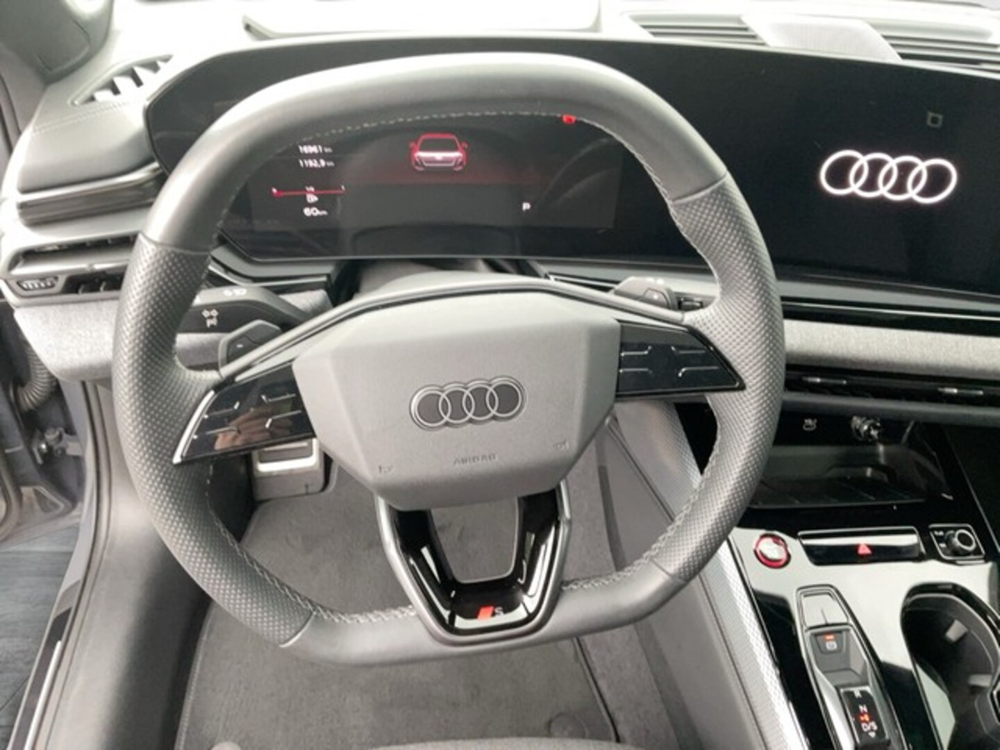 Bild über Audi A5 Limousine TDI quattro 150 kW S tronic - für weitere Informationen kontaktieren Sie den Audi Partner