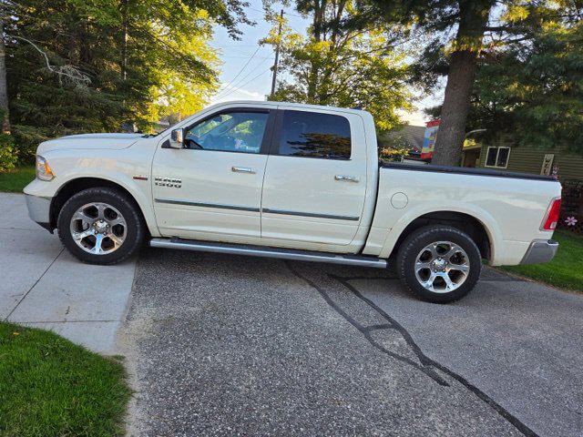 2017 RAM 1500 Pickup Laramie