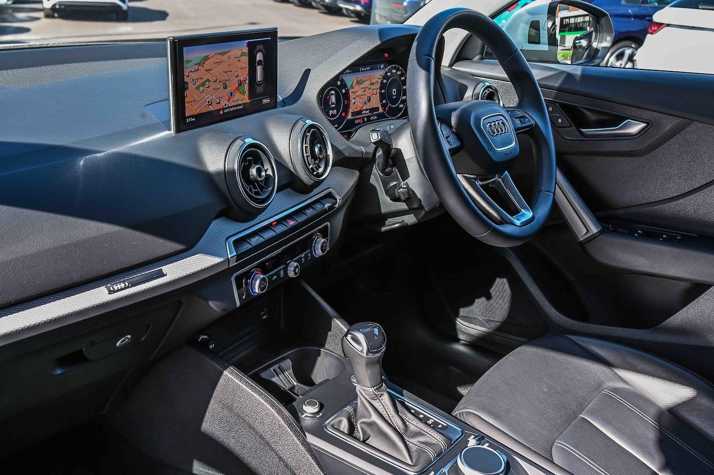Image about Audi Q2 35 TFSI S tronic