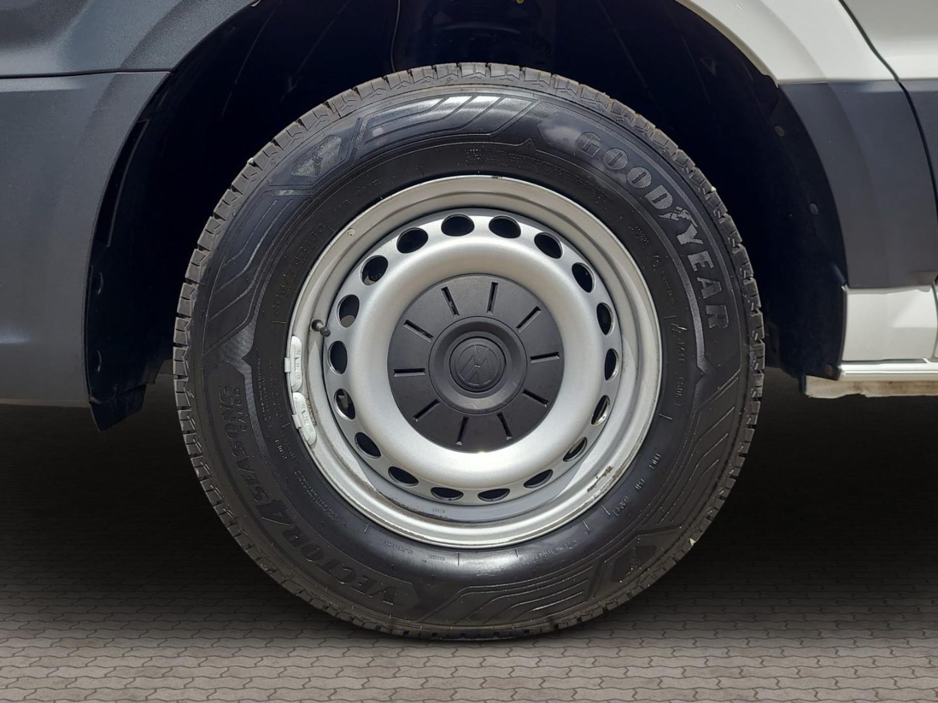 Volkswagen Crafter Kasten langer Radstand