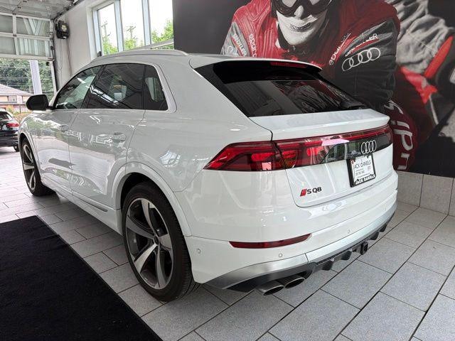 2024 Audi SQ8