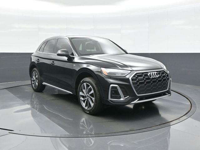 2023 Audi Q5 45 Premium's photo