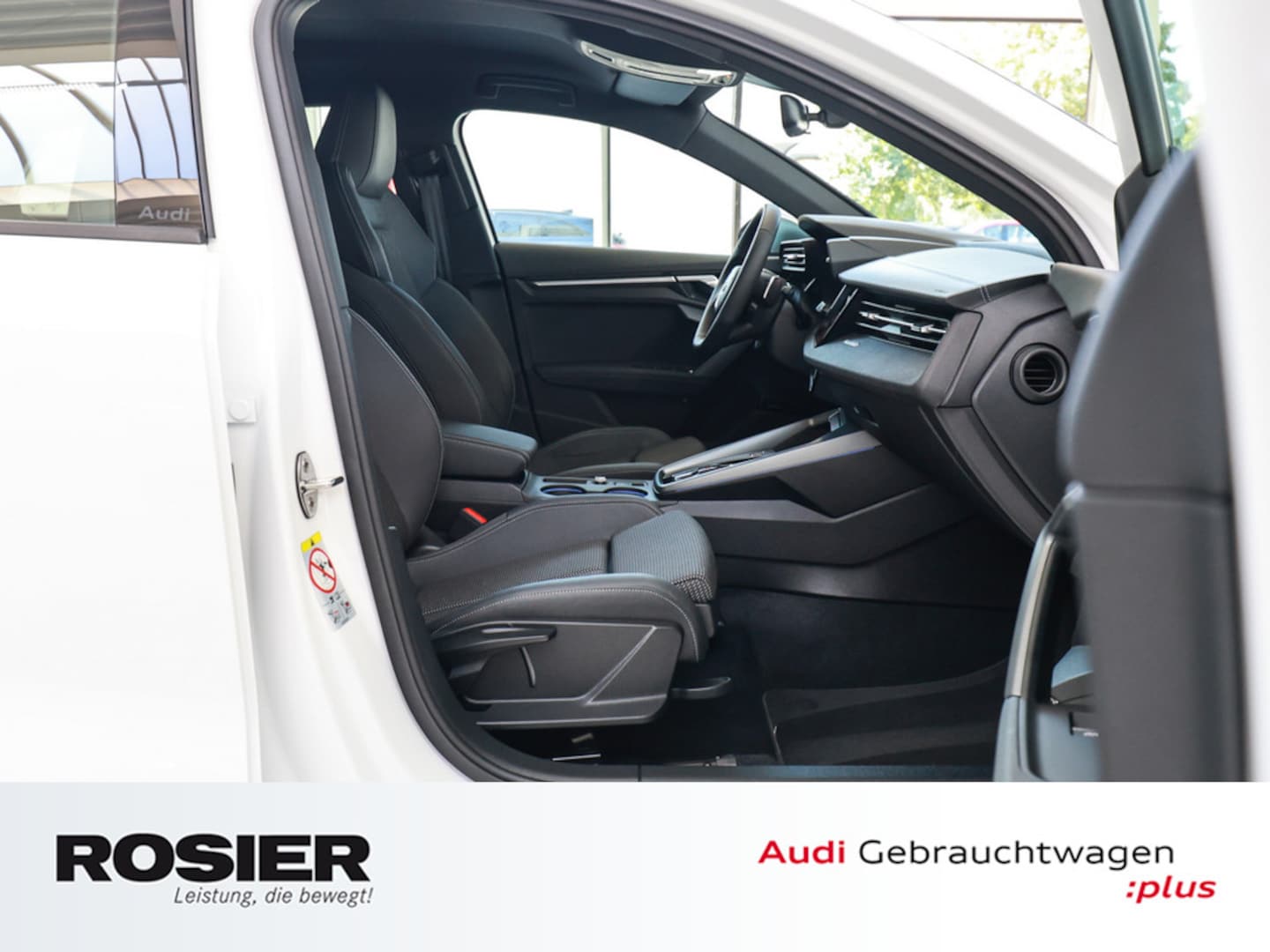 Bild über Audi S3 Sportback TFSI quattro S tronic - für weitere Informationen kontaktieren Sie den Audi Partner