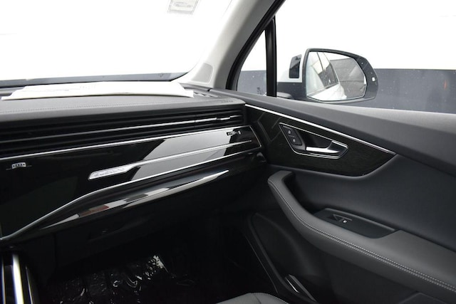 2026 Audi Q7 Premium Plus - Photo 13