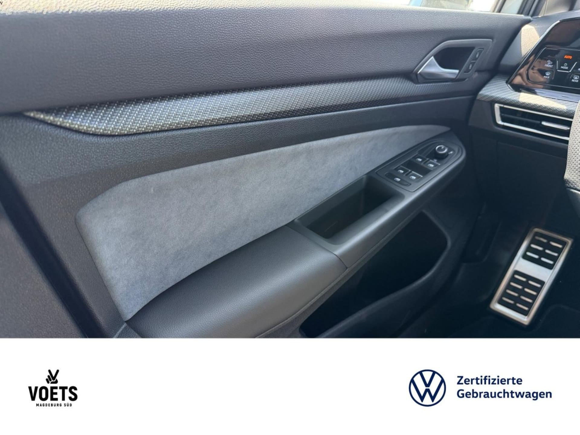 Volkswagen Golf R-Line