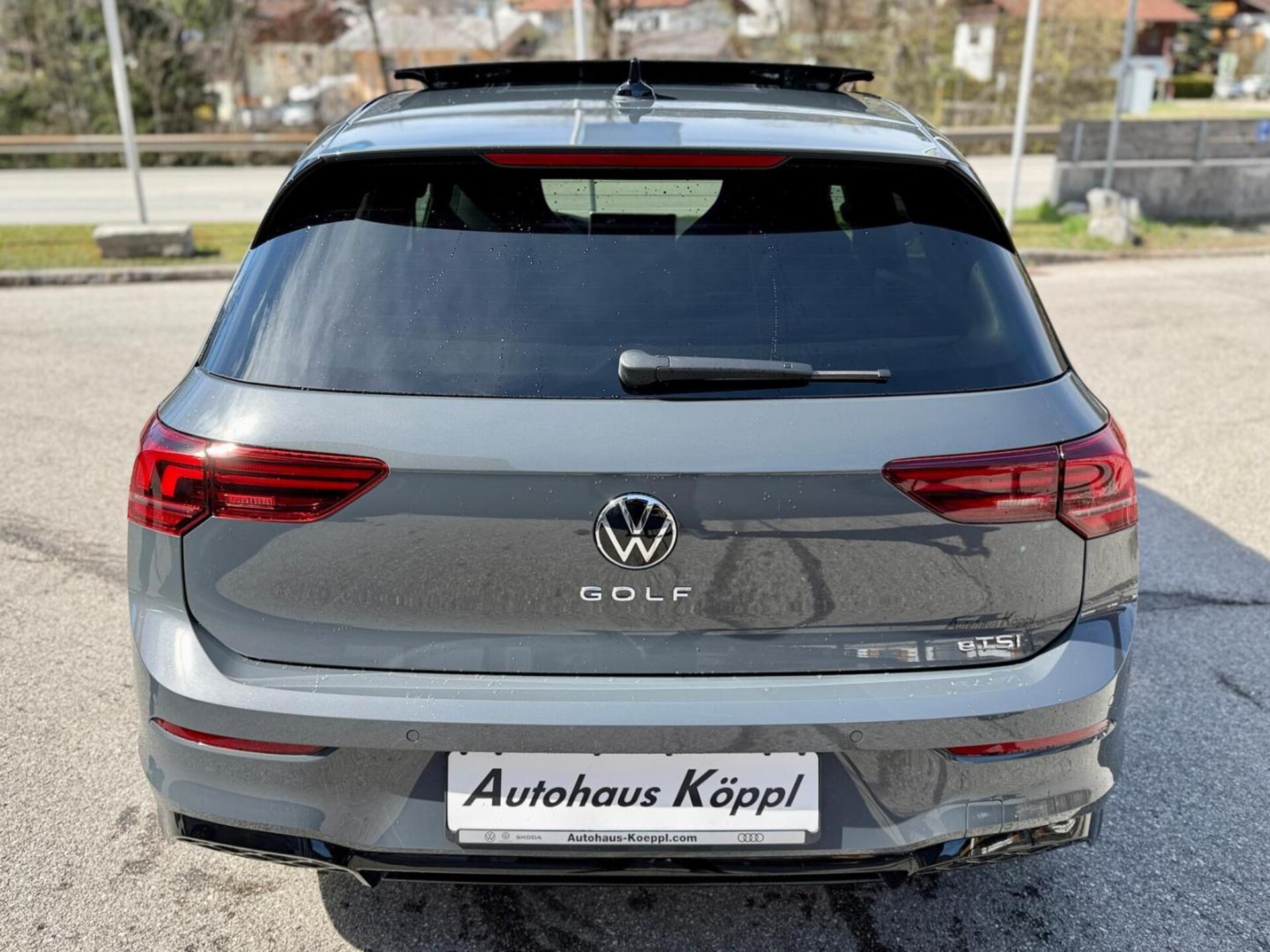 Volkswagen Golf R-Line