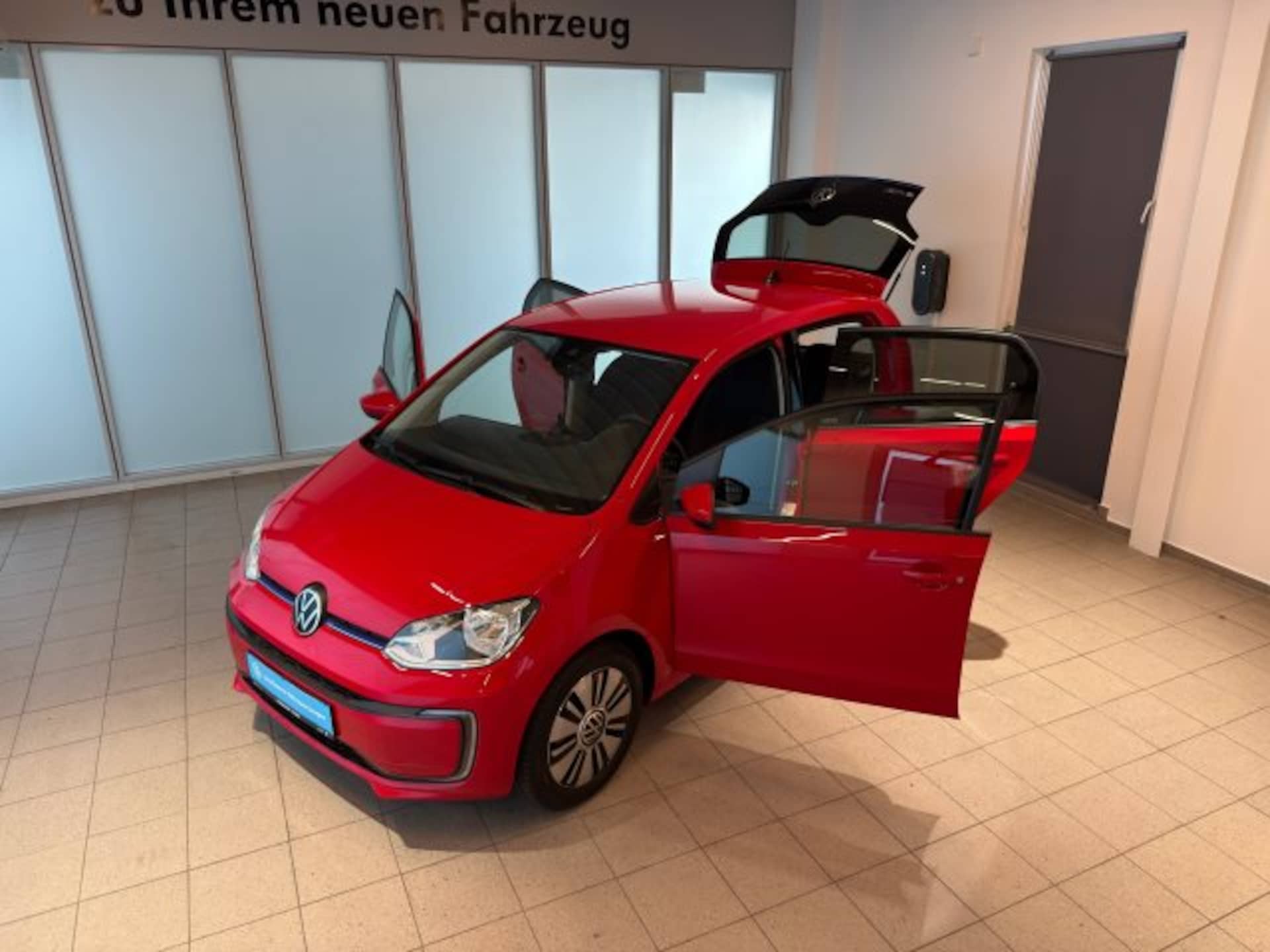 Volkswagen e-up! UNITED