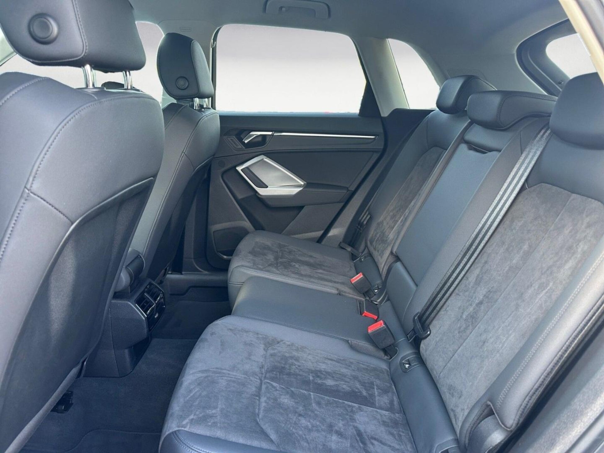 Audi Q3 SUV S line