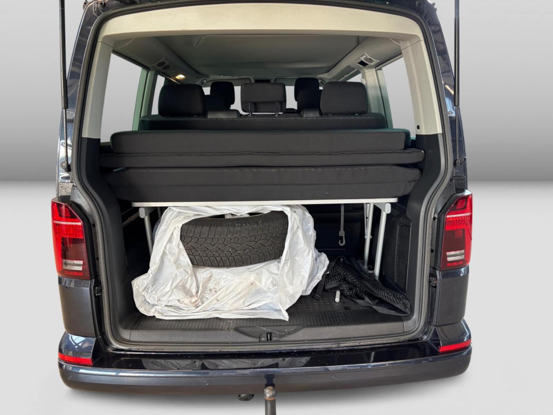 Volkswagen T6.1 California Beach