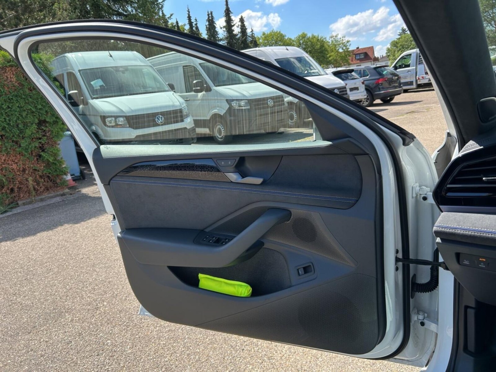 Volkswagen Passat – Bild 16