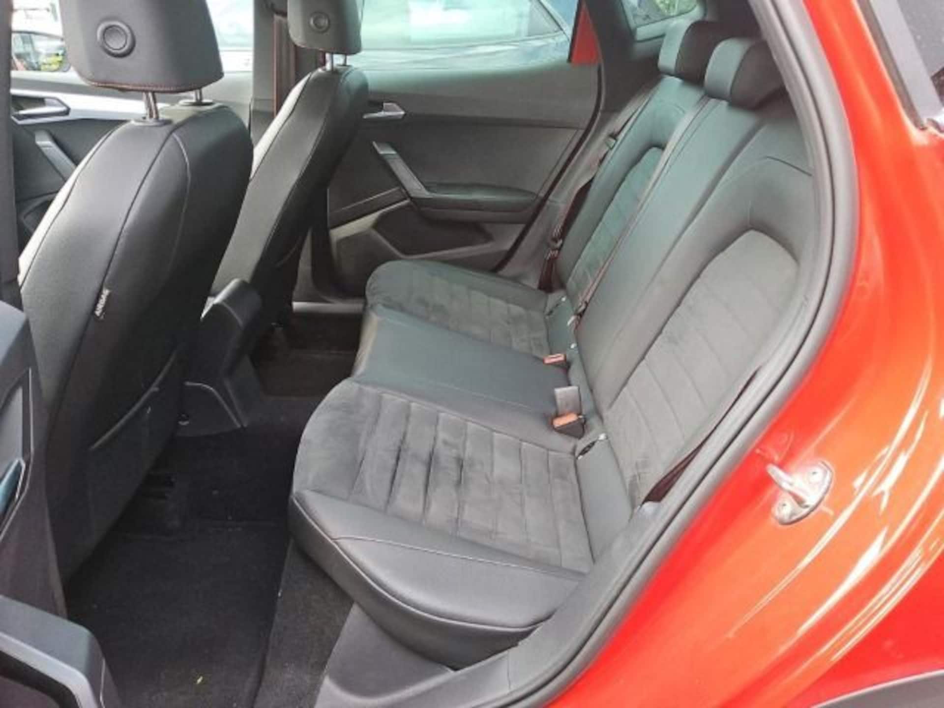 SEAT Arona FR
