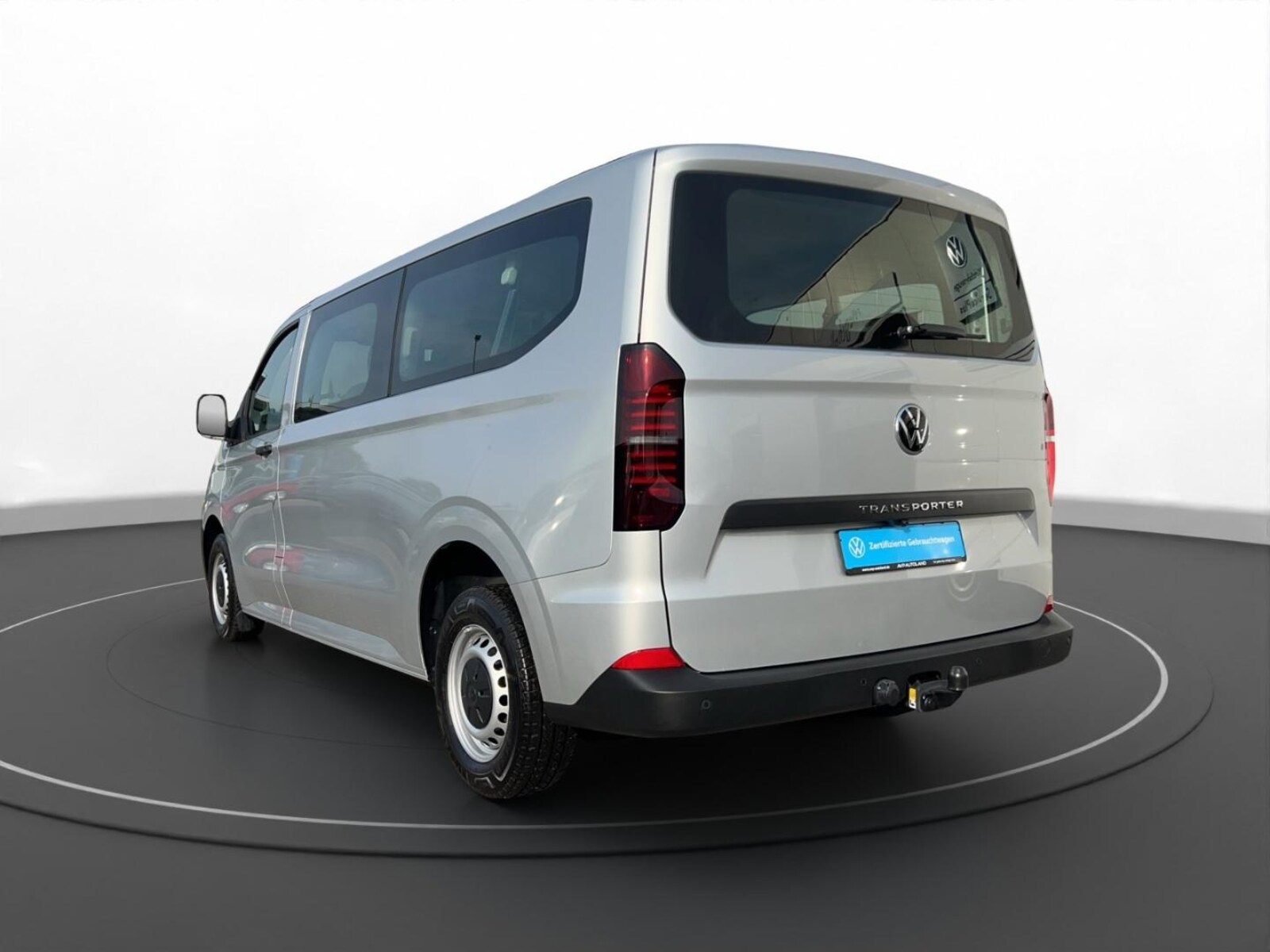 Volkswagen Transporter Kombi langer Radstand – Bild 7