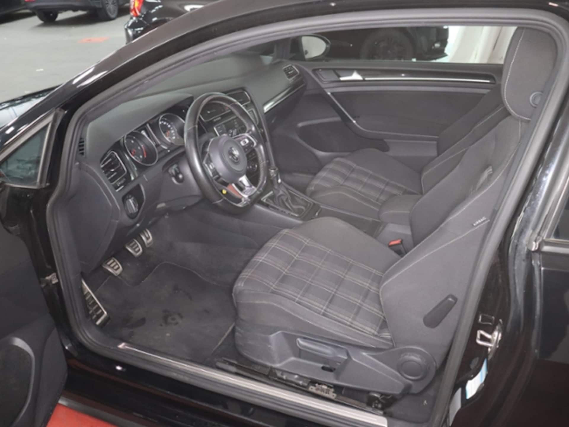 Volkswagen Golf GTD