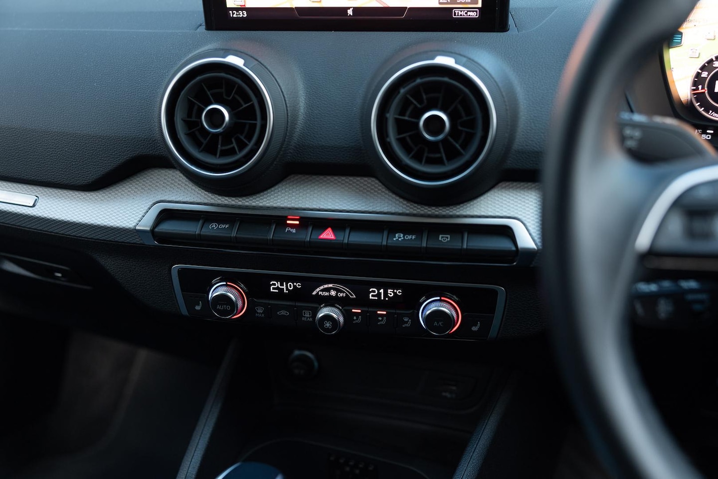 Image about Audi Q2 35 TFSI S tronic