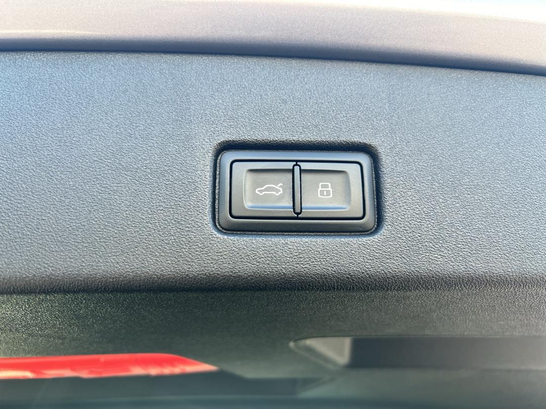 Image about Audi Q4 e-tron 40 e-tron