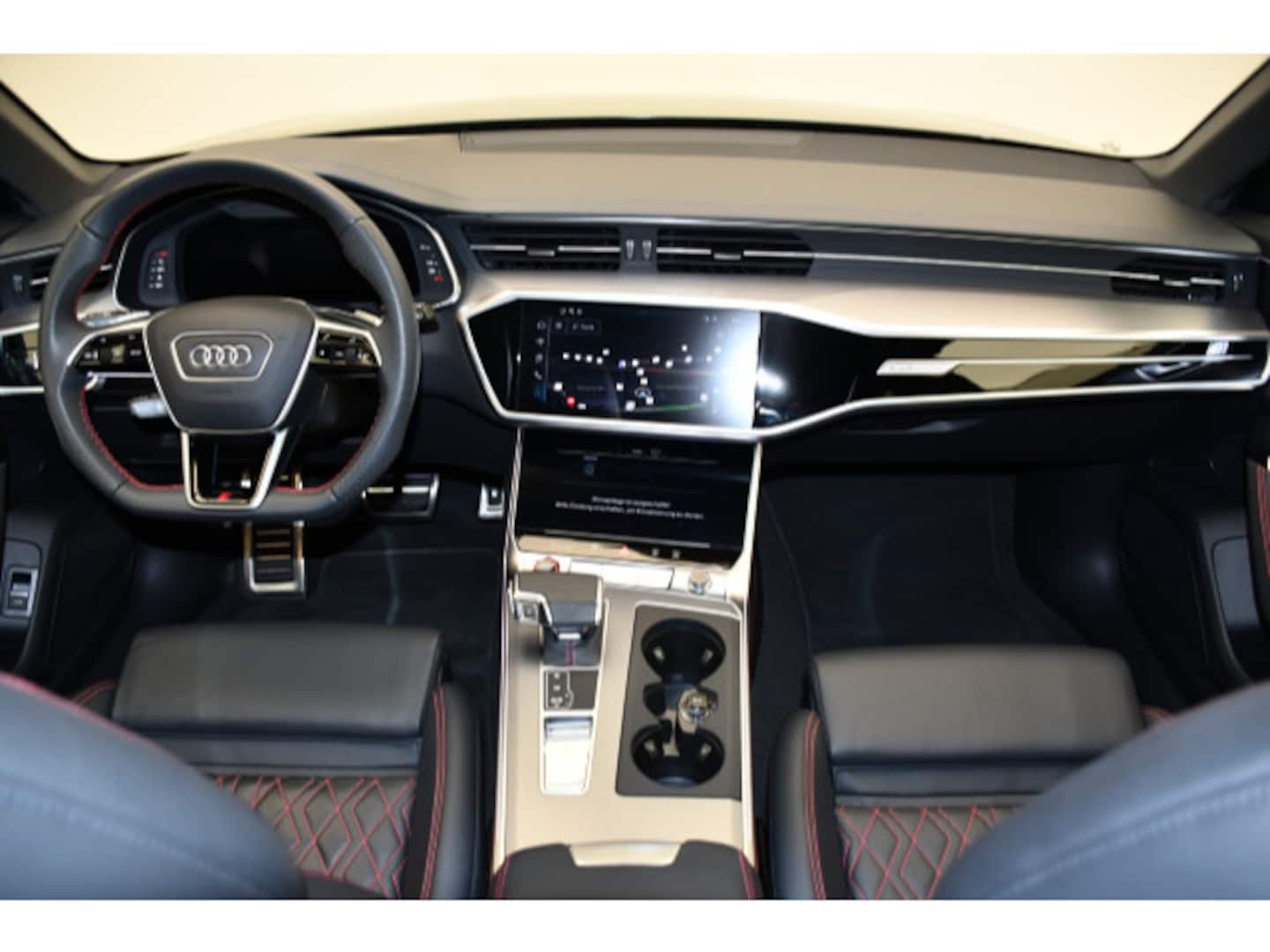 Bild über Audi S6 Avant TDI quattro tiptronic - für weitere Informationen kontaktieren Sie den Audi Partner